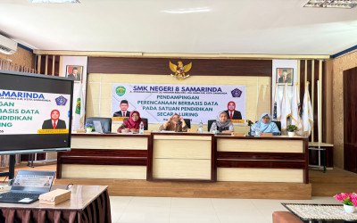 SMK Negeri 8 Samarinda Perkuat Perencanaan Berbasis Data Melalui Pendampingan BBPPMPV Bisnis dan Pariwisata