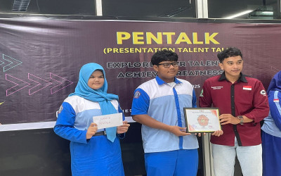 Murid SMK Negeri 8 Samarinda Raih Juara 3 Turnamen Electrical Education Competition 2025 di POLNES