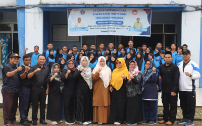 Latihan Kepemimpinan Dewan Batalyon Taruna SMK Negeri 8 Samarinda: Siap Menjadi Agen Perubahan, Berprestasi, Berdisiplin, dan Mengukir Kreativitas