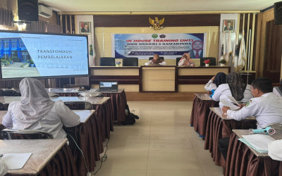 SMK Negeri 8 Samarinda Gelar In House Training, Perkuat Transformasi Pembelajaran SEAL Melalui Deep Learning dan AI