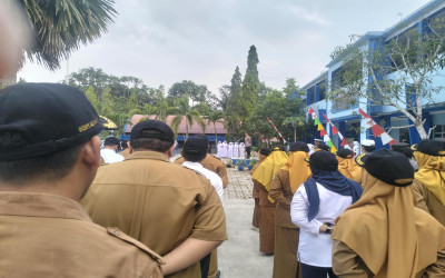 SMK Negeri 8 Samarinda Gelar Upacara Bendera, Polwan Sosialisasikan Pencegahan Kekerasan Seksual